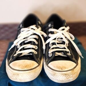 Converse All Star size 10 men's Black and white